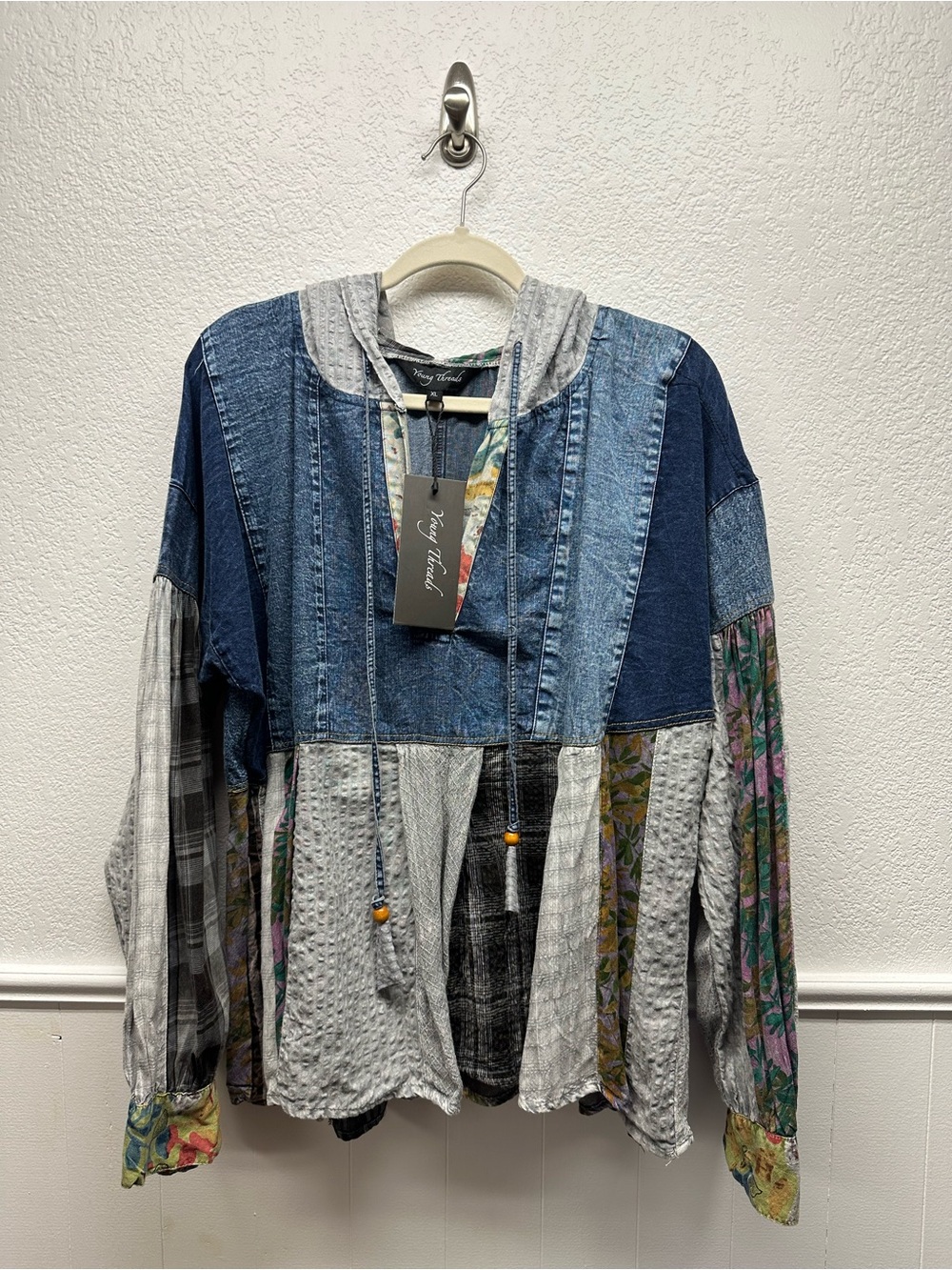 K151 Young Threads Women’s Boho Patchwork Denim Hoodie Blue Denim Multicolor NWT - Picture 6 of 12